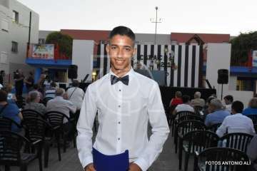 Daniel Castellano da el pistoletazo de salida a las fiestas de El Caracol (Foto Antonio Alí)